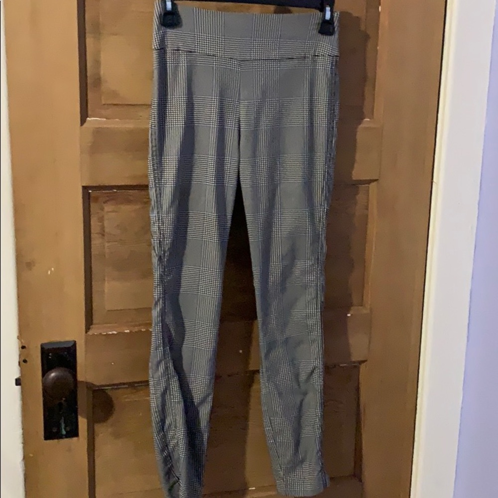 New York and Company trousers